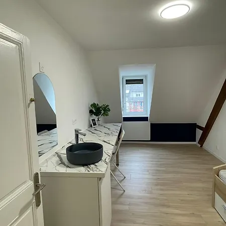 Quarto em Acomodações Particulares Mont Coloc - 5 Min De La Gare De *